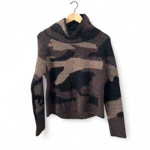 RD Style Conscious Camo Turtleneck Textured Knit Sweater